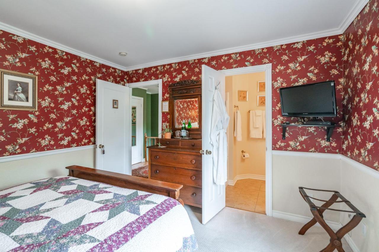 Abacot Hall Bed & Breakfast 나이아가라온더레이크 외부 사진