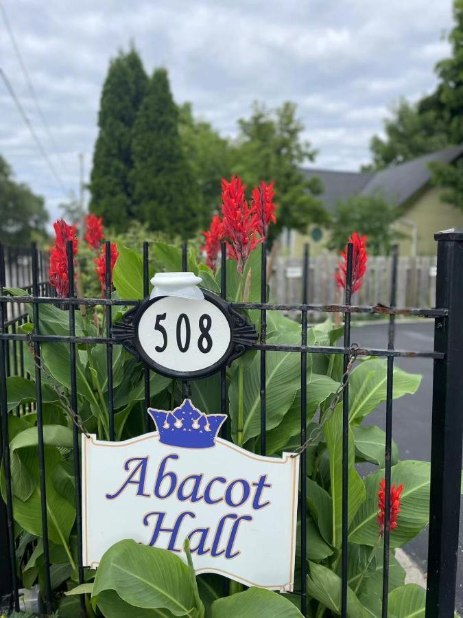 Abacot Hall Bed & Breakfast 나이아가라온더레이크 외부 사진